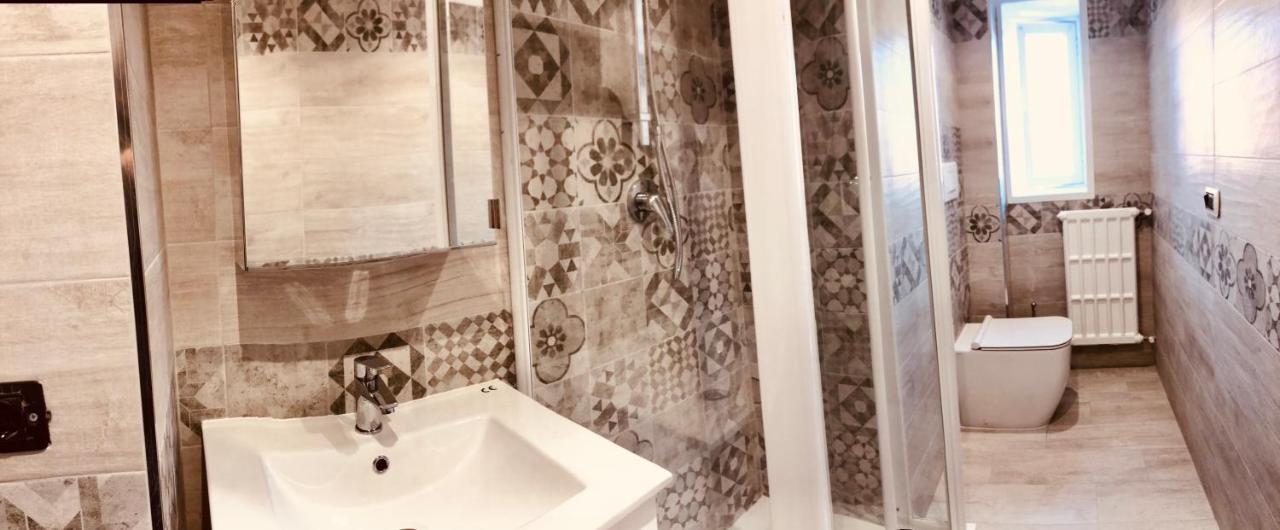 Heart Of Rome Vatican Deluxe New Apartment 1Gb Wifi 외부 사진
