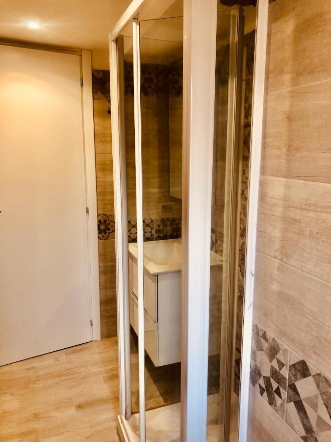 Heart Of Rome Vatican Deluxe New Apartment 1Gb Wifi 외부 사진